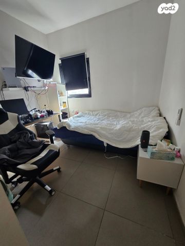 דירה, עוזי חיטמן, עיר ימים, נתניה