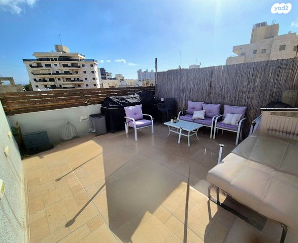 דירה, שדרות בנימין 75, מרכז העיר דרום, נתניה