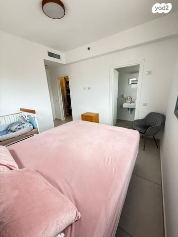 דירה, אסירי ציון 26, נווה גן, פתח תקווה