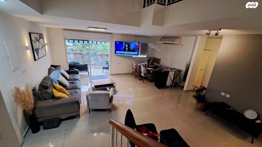 דופלקס, שמורת מליבו, נס ציונה