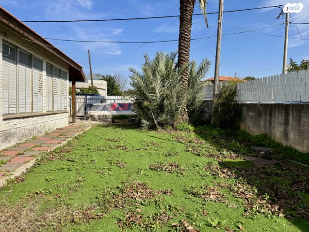 דו משפחתי, מגדיאל, הוד השרון