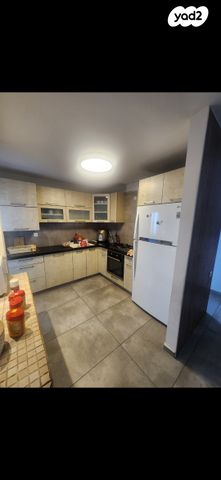 דירה, מאיר הרמן 5, גבעת הצבר, נס ציונה