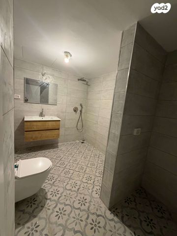 דירה, סמדר 2, שכונת הותיקים, רמת גן