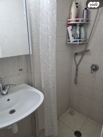 דירה, דרך זאב ז'בוטינסקי 39, תל בנימין, רמת גן