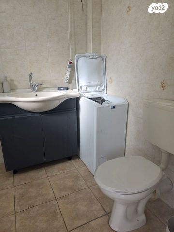 דירה, שיכון ב, טבריה