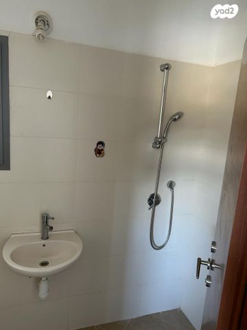 דירה, נרקיס, נווה נוי, נתיבות