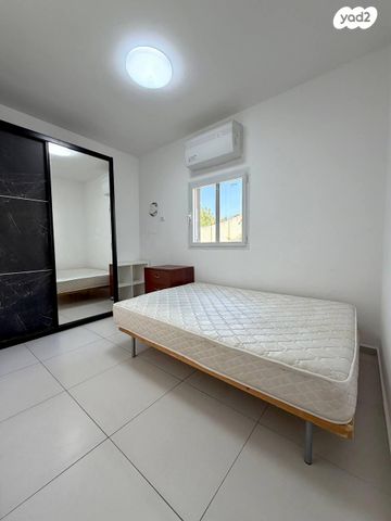 דירה, ההגנה 5, ביאליק דרום, קרית ביאליק