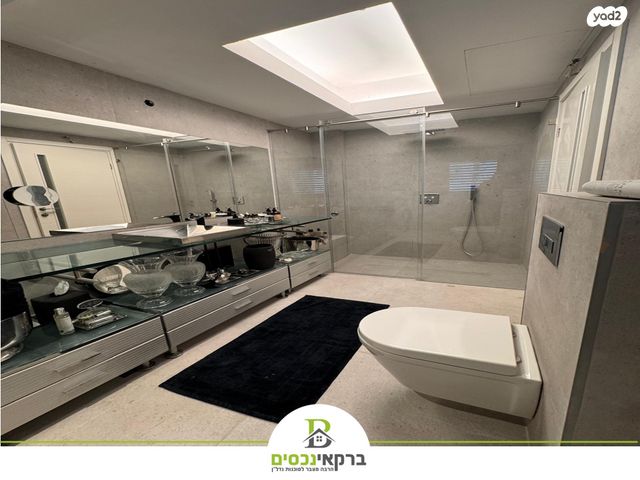 דירה, הדר, הוד השרון