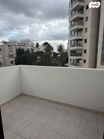 דירה, דרך משה דיין, כפיר, נווה כפיר, תל אביב יפו