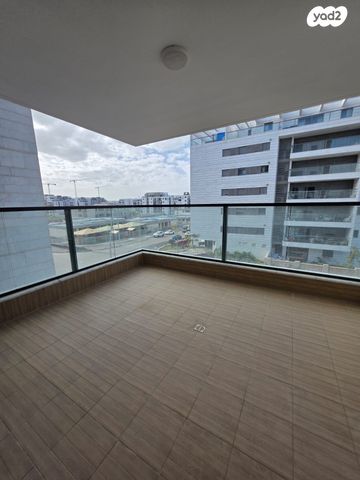 דירה, היינן, עיר היין, אשקלון