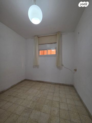 דירה, משה חיים שפירא, קרית שמואל, חיפה