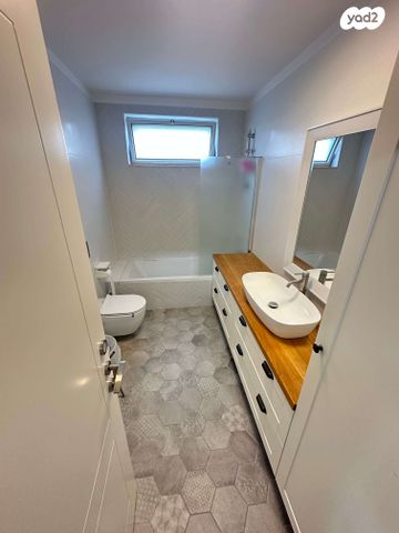 דירה, מכבים, מודיעין מכבים רעות