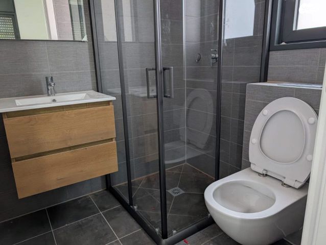 דירת גן, דרך זאב ז'בוטינסקי 8, לב המושבה / מרכז העיר, פתח תקווה