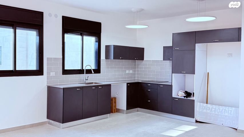 דירה, הרצליה