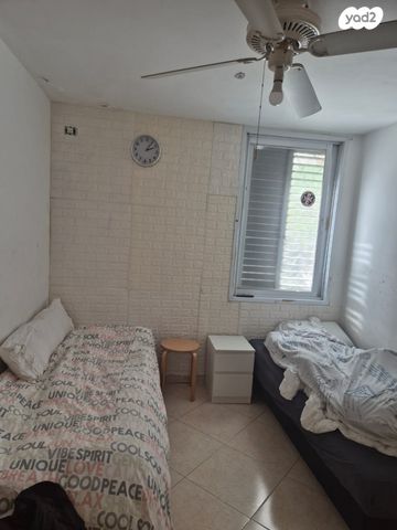 דירה, קדושי בלזן 4, נאות שושנים, חולון