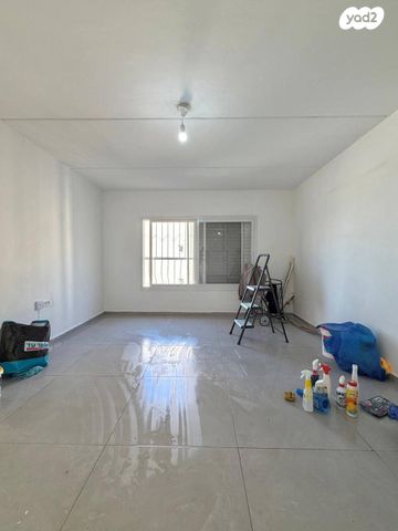 דירה, פנחס לבון 1, קרית ים ד', קרית ים