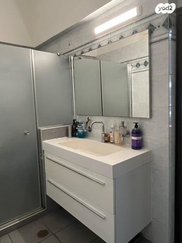 גג/ פנטהאוז, יבנה, לב תל אביב, לב העיר צפון, תל אביב יפו