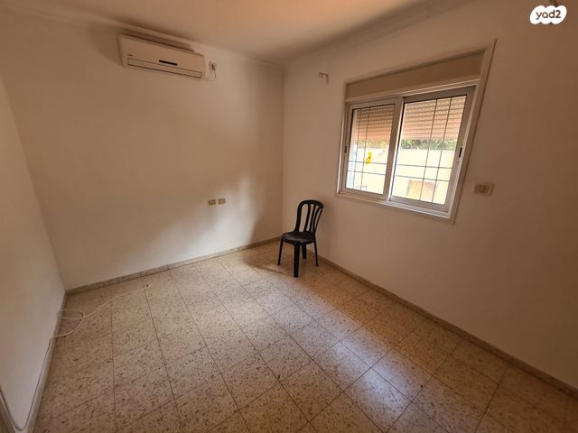 בית פרטי/ קוטג', פרדס חנה כרכור