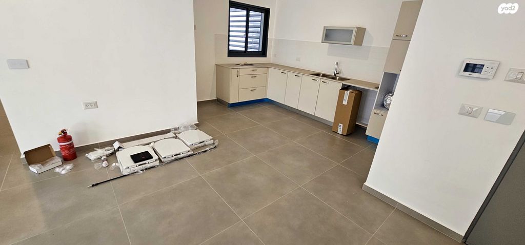 הרב מרדכי אליהו 