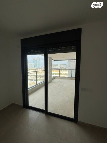 דירה, פארק העסקים האלף, ראשון לציון