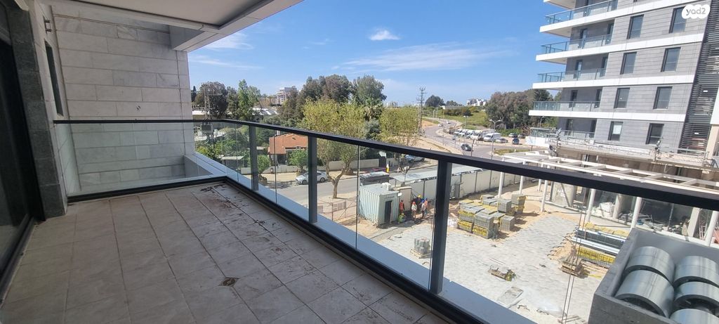 דירה, בר כוכבא, הרצליה