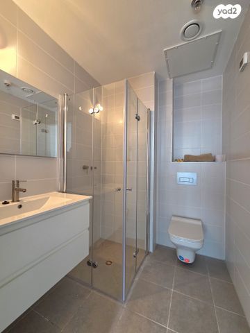 דירה, ראול ולנברג, נווה שרת, תל אביב יפו