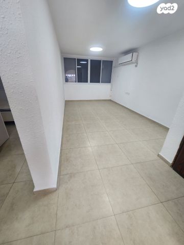 דירה, משה יוליש, נווה אלונים, אשקלון