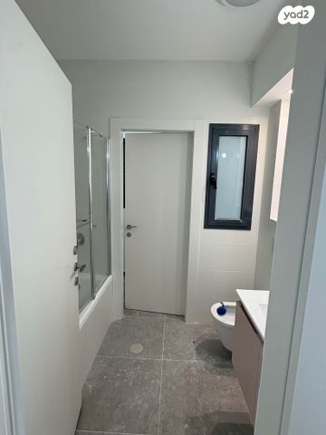 דירה, קרית מלאכי