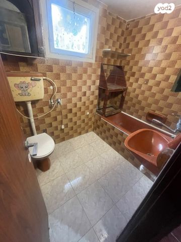 דירה, ארלוזורוב 39, הדר עליון, חיפה