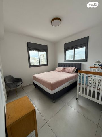 דירה, אסירי ציון 26, נווה גן, פתח תקווה