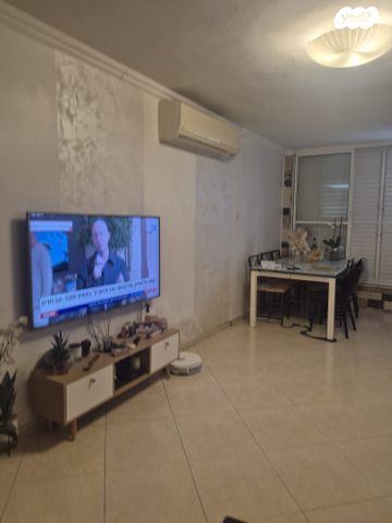 דירה, קדושי בלזן 4, נאות שושנים, חולון