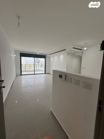 הרב מרדכי אליהו 19