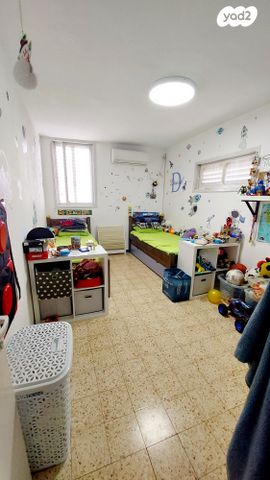 דירה, כ"ט בנובמבר, בת ים