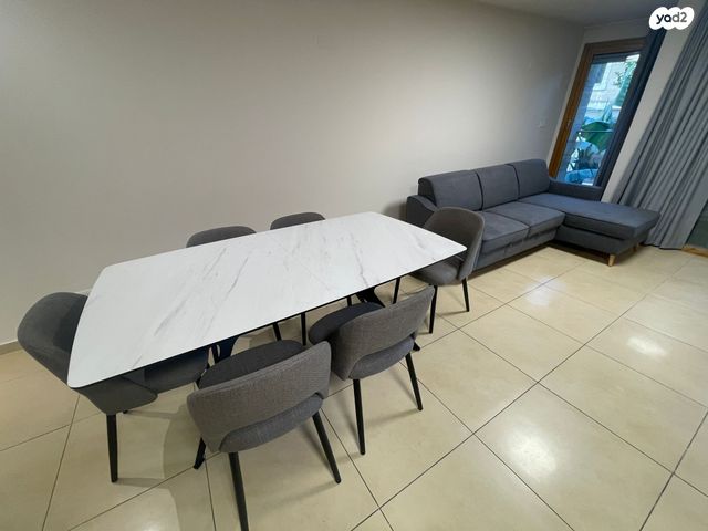 דירה, דוד המלך 14, טלביה, קוממיות, ירושלים