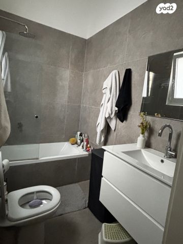 דופלקס, ג'ורג' אליוט 15, לב תל אביב, לב העיר צפון, תל אביב יפו