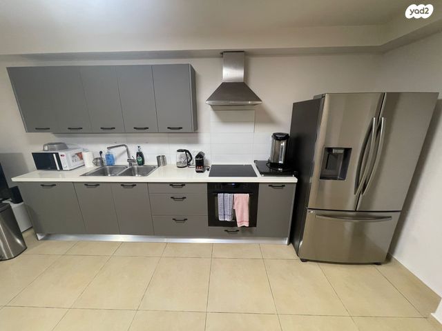 דירה, דוד המלך 14, טלביה, קוממיות, ירושלים