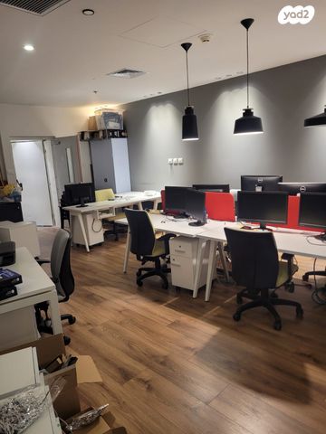 משרדים, דרך מנחם בגין 151, מונטיפיורי, הרכבת, תל אביב יפו