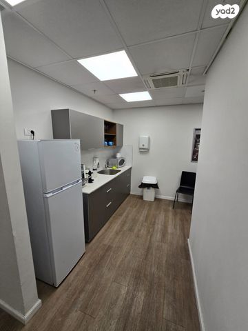 קליניקות, יוסף לישנסקי 27, מב"ת מערב, אזור תעשייה חדש, ראשון לציון