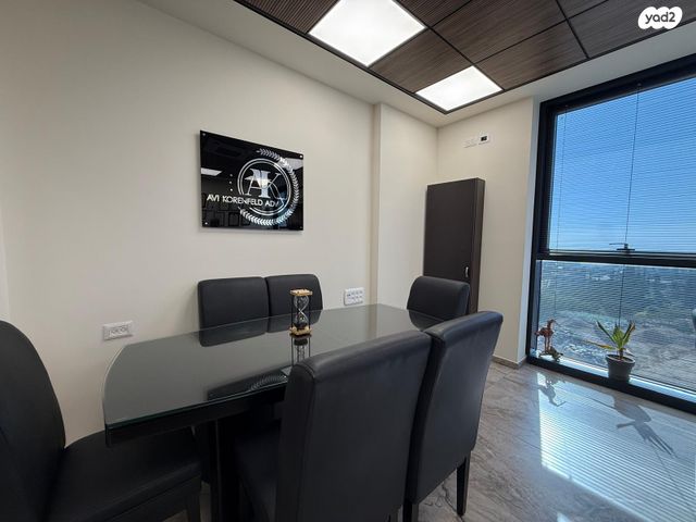 משרדים, שדרות מנחם אריאב 20, צפונית / רסקו, נצרת עילית / נוף הגליל