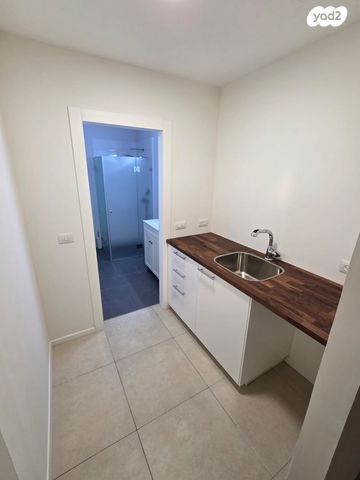 משרדים, מישר