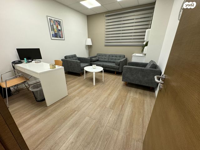 קליניקות, יוסף לישנסקי 27, מב"ת מערב, אזור תעשייה חדש, ראשון לציון