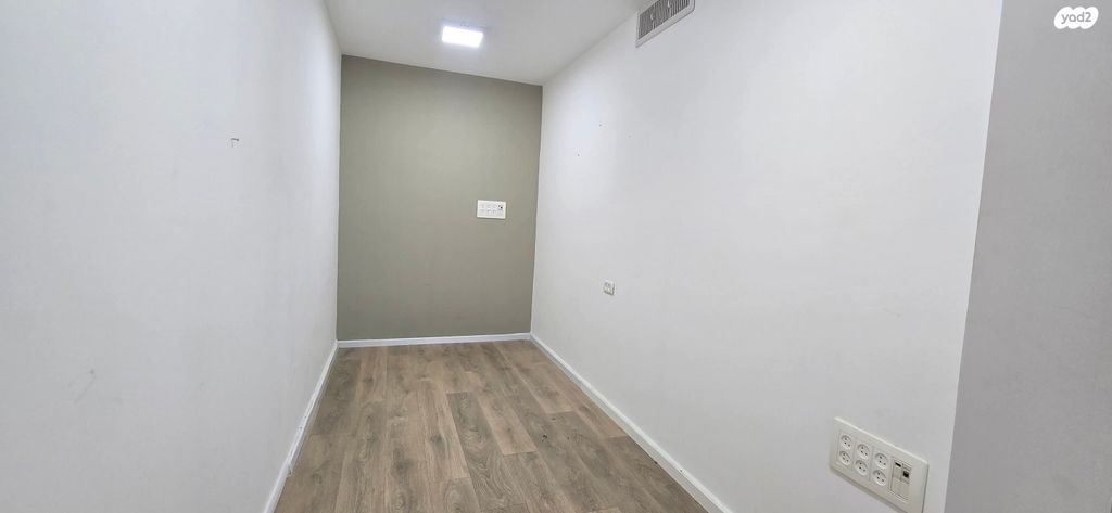 משרדים, אדום, תרדיון, אזור תעסוקה משגב / תרדיון