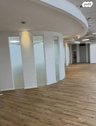 משרדים, מונטיפיורי, הרכבת, תל אביב יפו