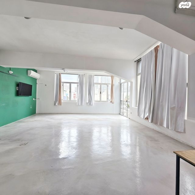 משרדים, בן אביגדור, מונטיפיורי, הרכבת, תל אביב יפו