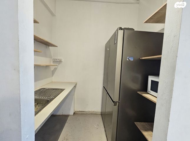 סטודיו, תושיה 11, מונטיפיורי, הרכבת, תל אביב יפו