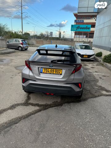 טויוטה C-HR