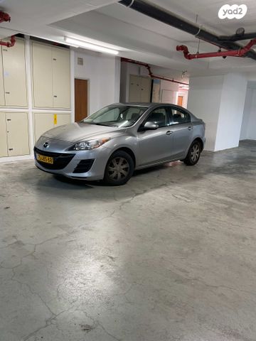 מאזדה 3