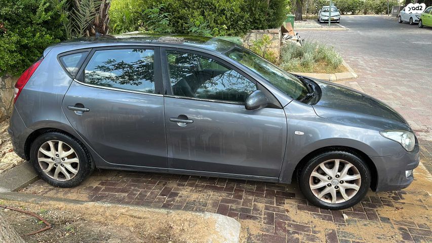 יונדאי i30