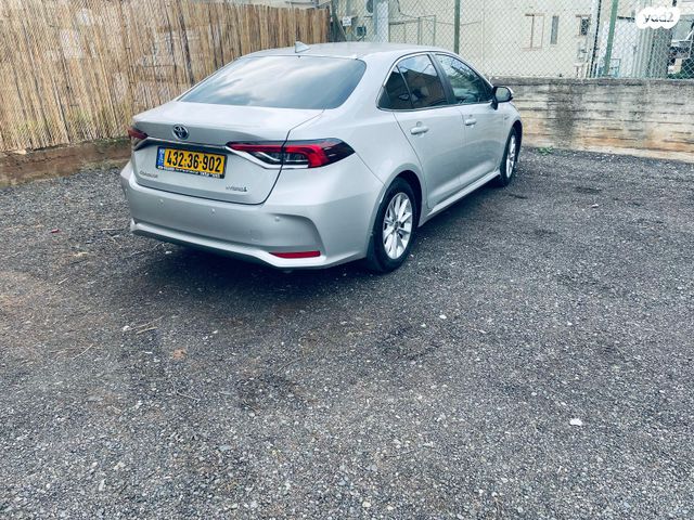 טויוטה קורולה