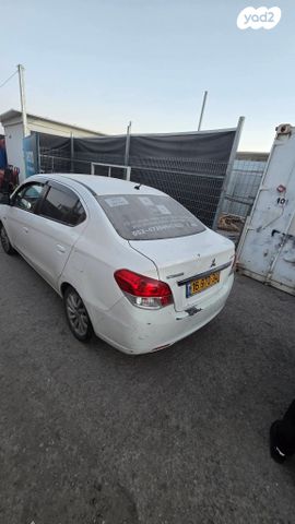 מודעת רכב מיצובישי אטראז'